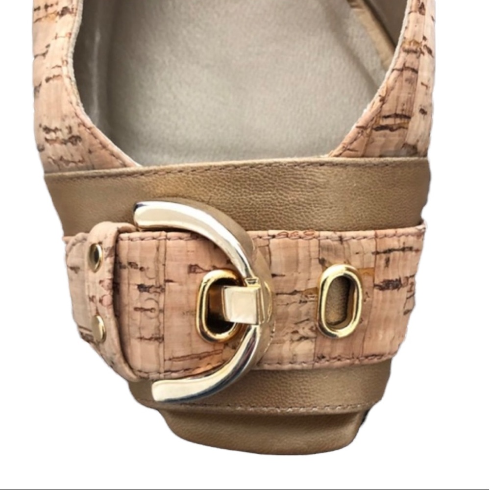 Stuart Weitzman Heeled Sandal Cork Slingback